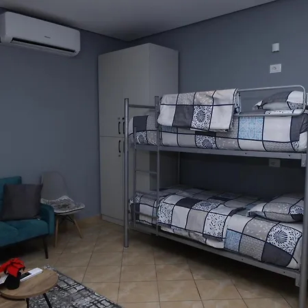 Ss Διαμέρισμα Τίρανα